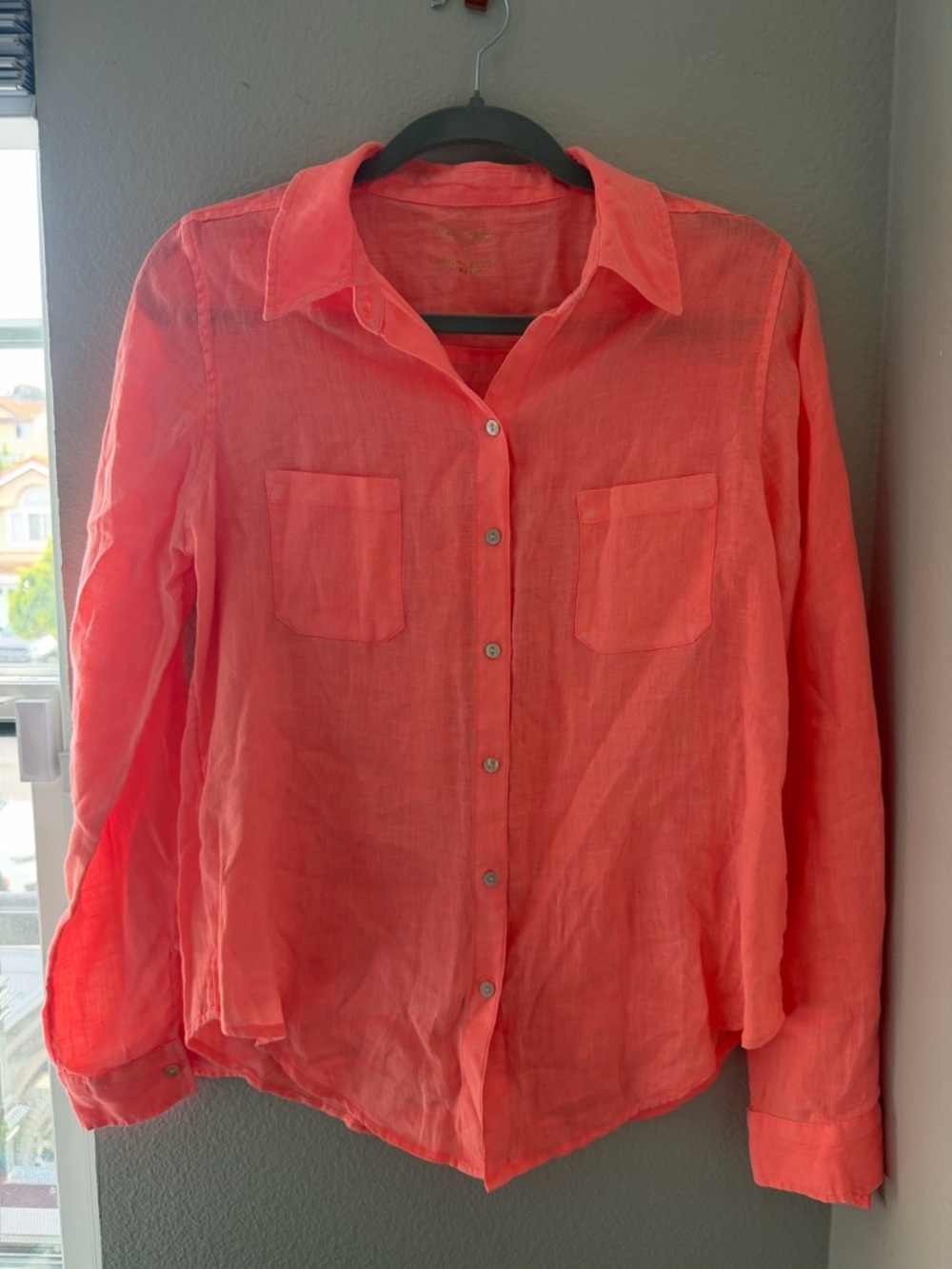 Size S Lilly Pulitzer Coral Sea View Button-Down 100% Linen Shirt-1 Flaw - Picture 2 of 7